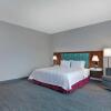 Отель Hampton Inn & Suites Middleburg, фото 7