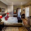 Отель Room in B&B - Double Bed and Sleeper Couch, Luxury Room, Business Travel, Near Port Elizabeth, фото 3