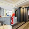 Отель OYO 1042 Boons Residence Sathorn, фото 21