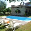 Отель Villa with 4 bedrooms in Torroella de Montgri with wonderful mountain view private pool enclosed gar, фото 5