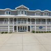 Отель Royal Shell (formerly Lynnhaven Resort) - 10 Br Home в Вирджиния-Бич