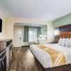 Отель Quality Inn & Suites, фото 3