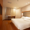 Отель Holiday Inn Express Zhengzhou Garden Road, фото 16