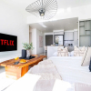 Отель LUX  Luxury Sunrise Beachfront Suite 1, фото 14