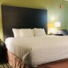 Отель Boarders Inn & Suites by Cobblestone Hotels – Columbus, фото 32