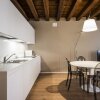 Отель Myplace Piazze Di Padova Duplex Apartment Via Dei Da Carrara, фото 19