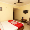 Отель OYO 8714 Hotel Amar, фото 7