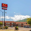 Отель Econo Lodge, фото 1