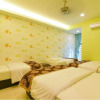 Отель DaHong Five Star Homestay, фото 3