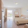 Отель Kalloudis Hotel Apartments, фото 3