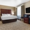 Отель Comfort Suites Plano - Dallas North, фото 17
