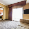 Отель Comfort Suites Oceanside Camp Pendleton Area, фото 35
