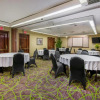Отель Cloverleaf Suites, фото 11