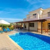 Отель Villa Jan Lui Large Private Pool Walk to Beach Sea Views A C Wifi Eco-friendly - 3296, фото 13