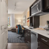 Отель TownePlace Suites Charleston Mt. Pleasant, фото 22