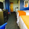 Отель GuestHouse Inn & Suites Lexington, фото 4