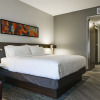 Отель Hilton Garden Inn Louisville Mall of St. Matthews, фото 33