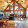 Отель Mountain Dreams II 3 Bedroom Home with Hot Tub, фото 1