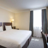 Отель Thistle London Heathrow Terminal 5, фото 7