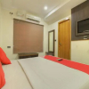 Отель Srees by OYO Rooms, фото 2