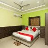 Отель OYO 24317 Aditya Guest House 3, фото 8