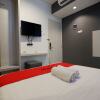 Отель RedDoorz Plus near Ciputra Mall Simpang Lima, фото 2