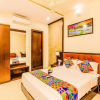 Отель FabHotel Empire Suites, фото 3