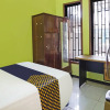 Отель SPOT ON 91869 Insan Mulia Kost Syariah, фото 9