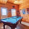 Отель Smoky Mountain Retreat - Five Bedroom Cabin, фото 18