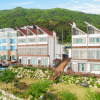 Отель Geoje Kachi and Santorina Pension, фото 1