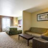 Отель Cobblestone Hotel & Suites - McCook, фото 12