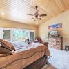 Отель Heavenly Pines - Three Bedroom Cabin with Hot Tub, фото 5