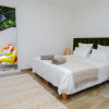 Отель Villa Luma Avec Piscine Chaffee, фото 3
