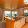 Отель Release Wanaka - Bullock Creek Chalet, фото 15