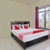 Отель OYO 92545 Wawi Kadio Homestay, фото 3