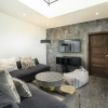 Отель Miramar 28 - A Brand new Modern 4 BR Ocean View home at Mar Vista, фото 2