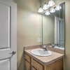 Отель Cozy Cleveland Apartment ~ 2 Mi to Downtown!, фото 10