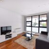 Отель Canary Wharf 2 Bedroom Flat With Parking, фото 3