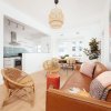 Отель Salty's 2 Bedroom Beach Home, фото 9