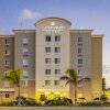 Отель Candlewood Suites Miami Intl Airport-36th St, an IHG Hotel, фото 5