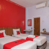Отель RedDoorz @ Pondok Eyang Obi Sleman, фото 3