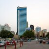 Отель Harbour Suites Hotel from Holiday Gulf Hotel, фото 1