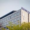 Отель Sheraton Berlin Grand Hotel Esplanade в Берлине