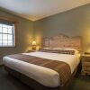 Отель Stafford's Crooked River Lodge & Suites, фото 4