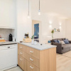 Отель WOW Beach Flat, 200m to SEA & 10 min to Downtown, фото 12
