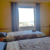 Отель Surat Bay Lodge & Backpackers Hostel, фото 3