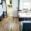 Отель Wildwood Camper De Sleeps 6-7,, фото 4