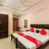 Отель OYO 18591 Hotel Samrat, фото 5