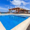 Отель Aldea Thai - Oceanfront PH w/ Rooftop & Private Pool, фото 8