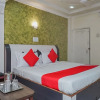 Отель OYO 23711 Hotel Tushar, фото 4